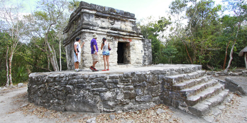 Imagen reuina san gervasio, casa grande. ruinas, zona arqueologica cozumel